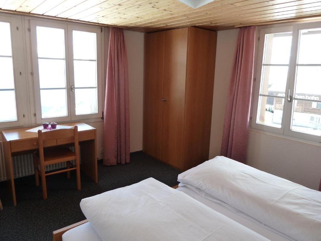 Hotel Berghaus Maennlichen Grindelwald Pokoj fotografie